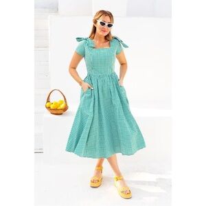 Ivy City Co Green Checkered Midi Dress